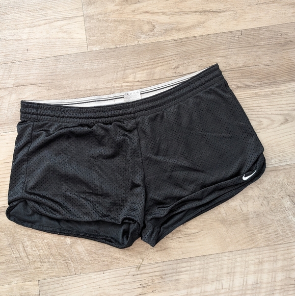 Nike Y2K Black Mesh Mini Shorts Size Large - Picture 1 of 3